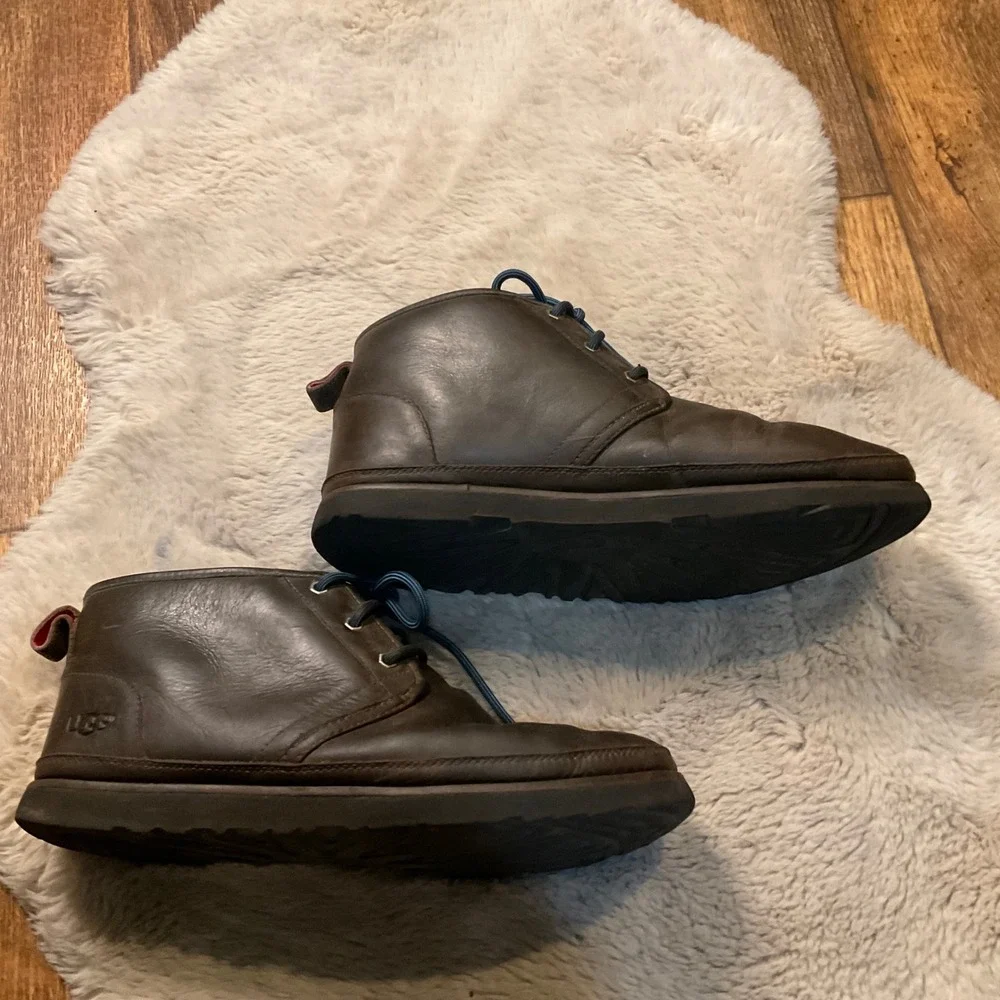 UGG Lace Up Boots‎ Size 12 Men's Brown Sheepskin Lined Neumel Chukka